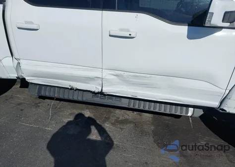 2022 Ford F-150 Lariat z USA, uszkodzony, nr VIN 1FTFW1E88NFB96657